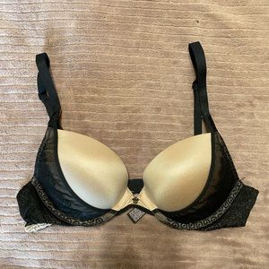 Victoria’s Secret Nude and Black Bra 32B